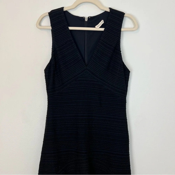 Rebecca Taylor V Neck Textured Stripe Dress Black 4 Classic LBD Occasion Chic - Picture 2 of 7